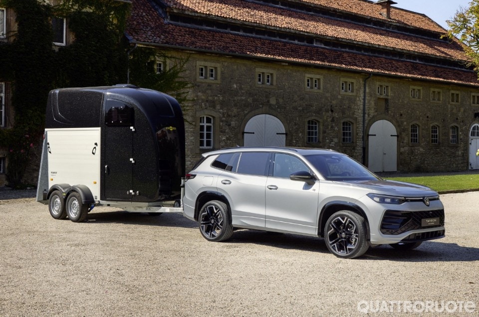 Trazione integrale con motori a benzina per Passat e Tayron