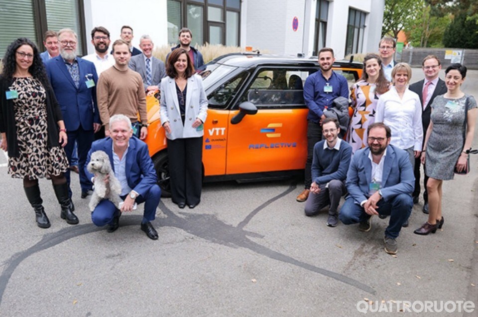 La microcar europea a ricarica wireless che punta sulla versatilità