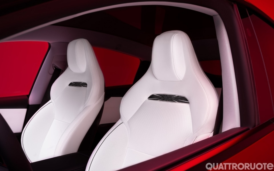 Arriva la Performance da 460 CV