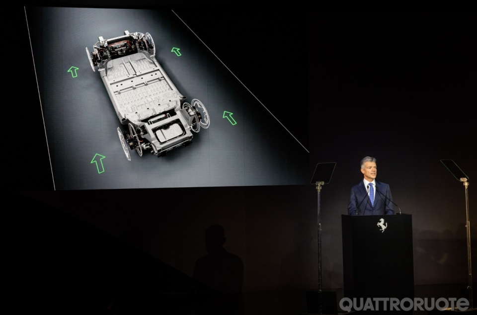 Ferrari elettrica: quattro motori e oltre 1.000 CV - VIDEO