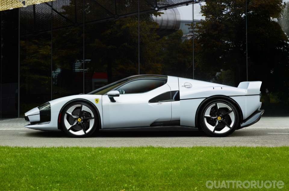 SC40, la one-off che omaggia il mito F40