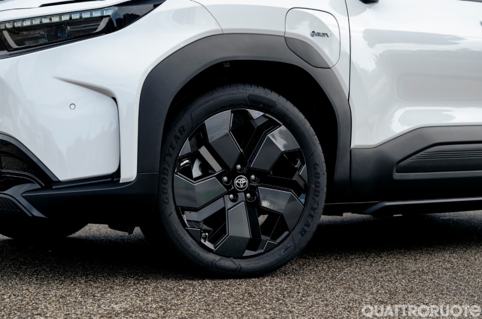 Urban Cruiser: tutte le versioni della nuova B-Suv elettrica (anche 4WD)