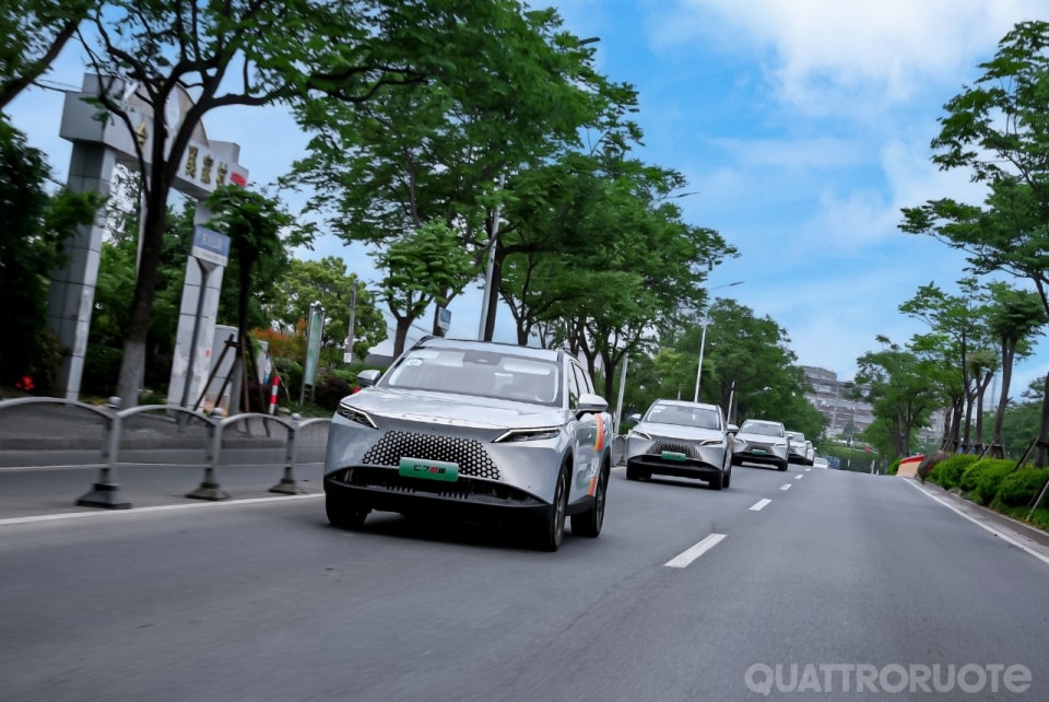 La 7 SHS-P col Super Hybrid arriva in Italia: prezzi e versioni