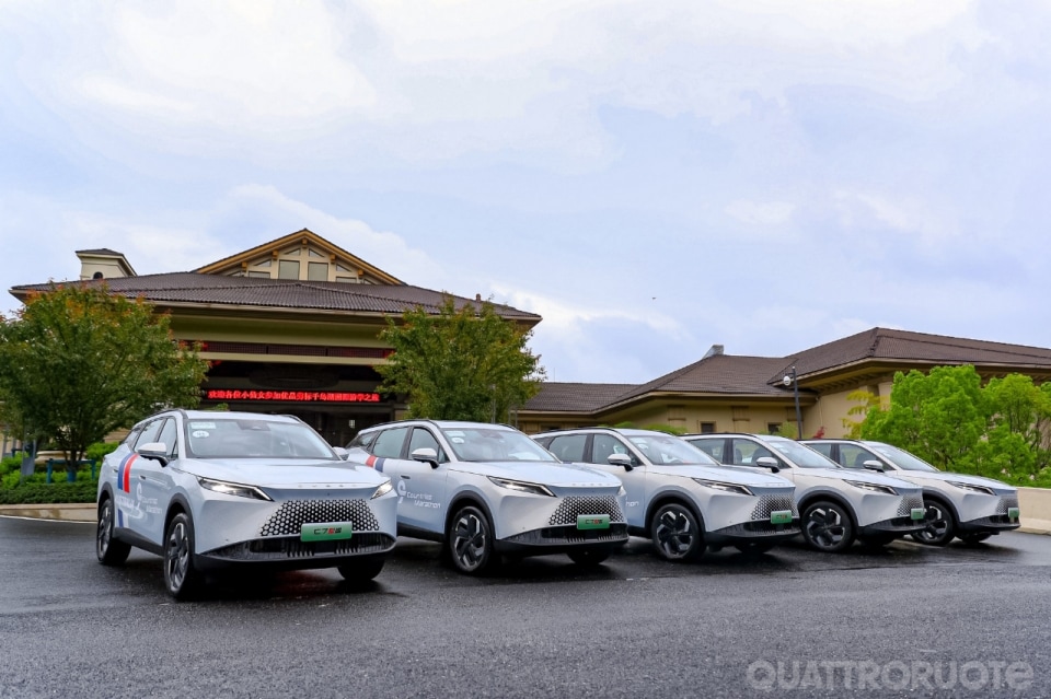 La 7 SHS-P col Super Hybrid arriva in Italia: prezzi e versioni