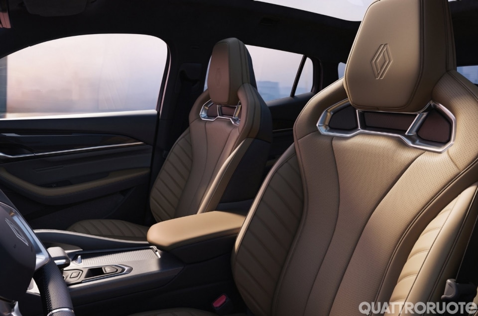 Filante, la nuova ammiraglia full hybrid sviluppata con Geely