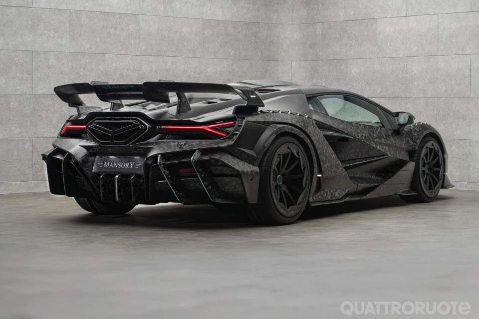 La nuova Carbonado X porta la Lamborghini Revuelto a un livello mai visto