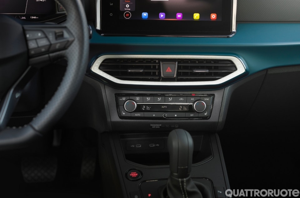 Nuova Seat Arona MY 2026 debutta in Italia: allestimenti, motori e prezzi