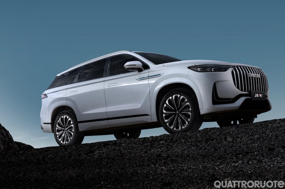 Jaecoo 5, 7 e 8 SHS: prezzi, allestimenti e dotazioni delle nuove SUV Super Hybrid