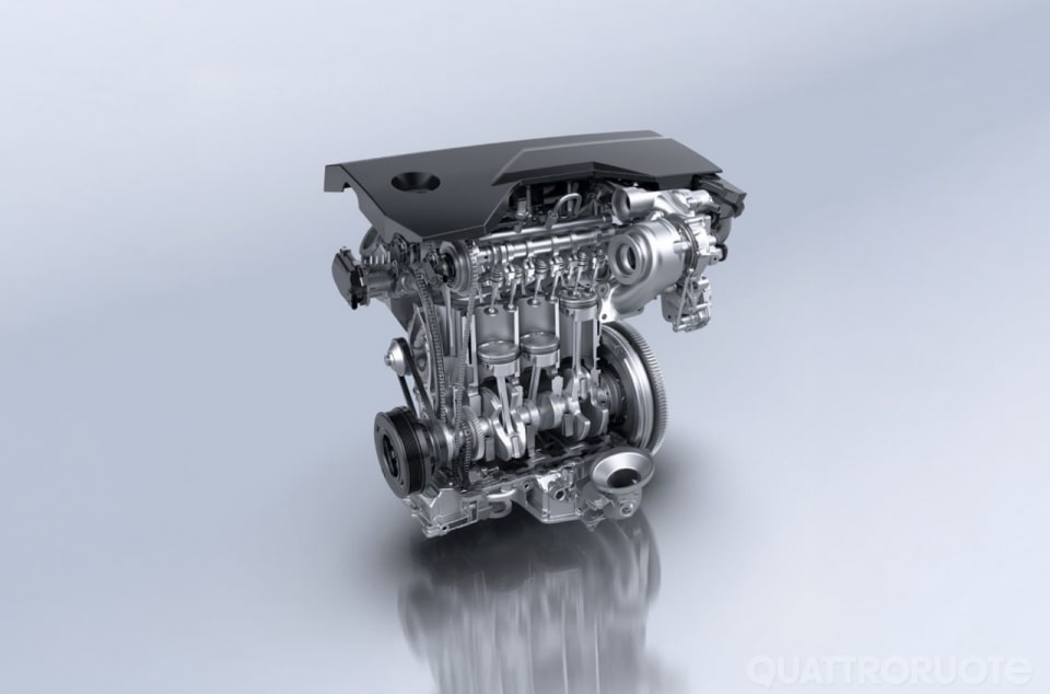 Peugeot 208 e 2008, novità a benzina: debutta l’1.2 Turbo 100, ecco prezzi e disponibilità