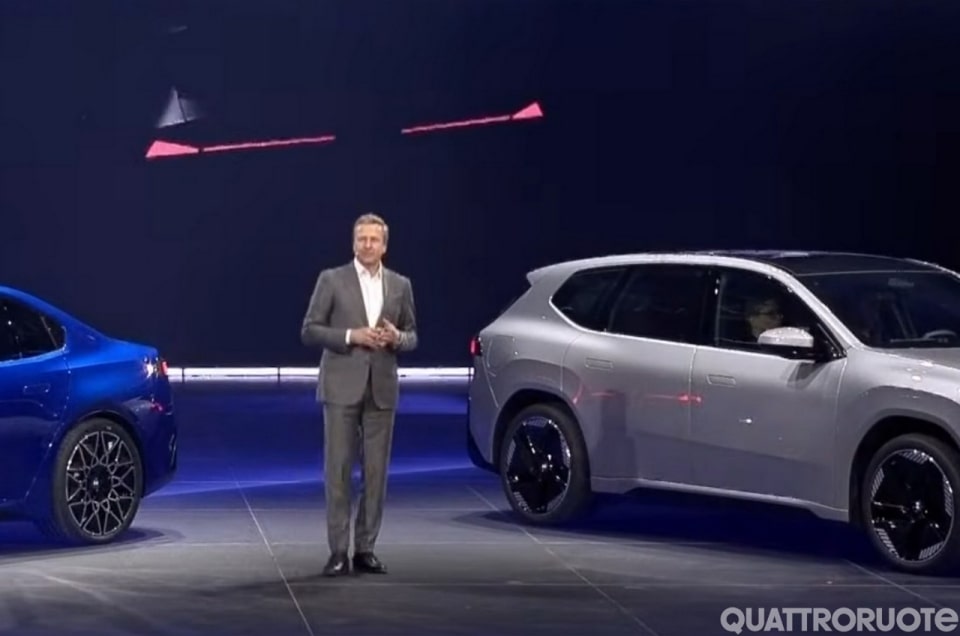 BMW i3 non sarà solo berlina e Touring: dopo la station wagon tornano coupé, cabrio e… Compact?