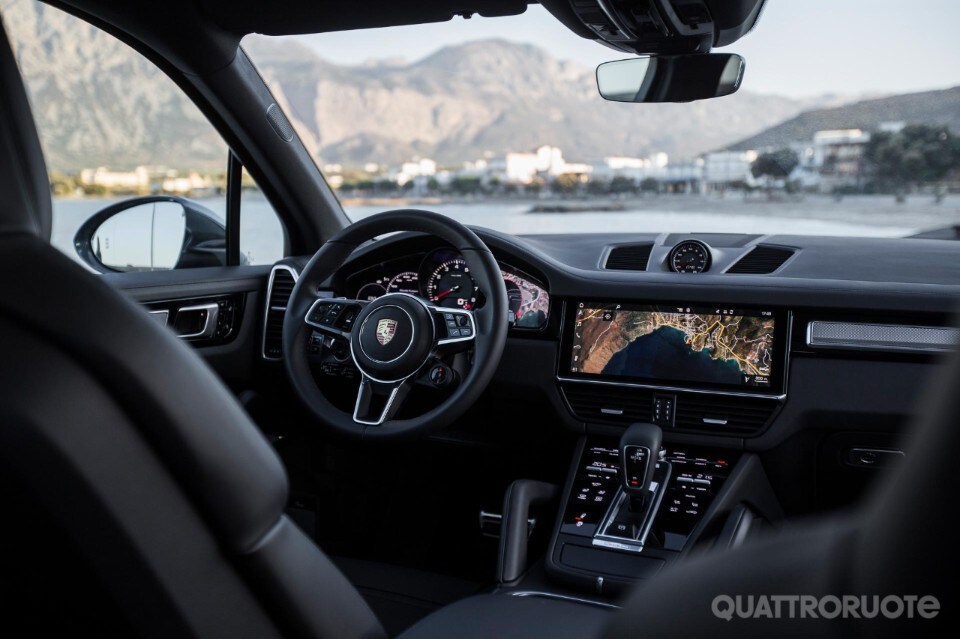 2017-Porsche-Cayenne-S-20 2017-Porsche-Cayenne-S-20