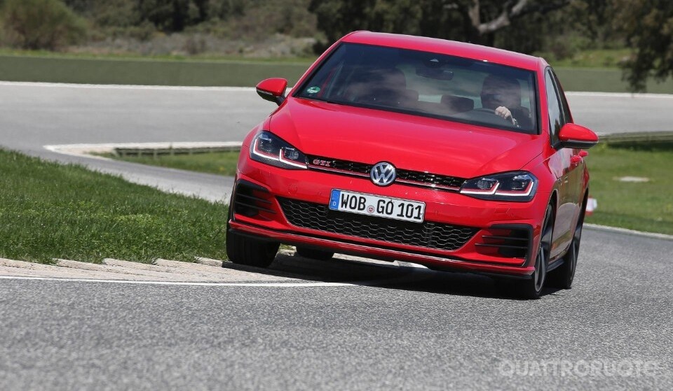 Meglio up!, Polo o Golf? - VIDEO