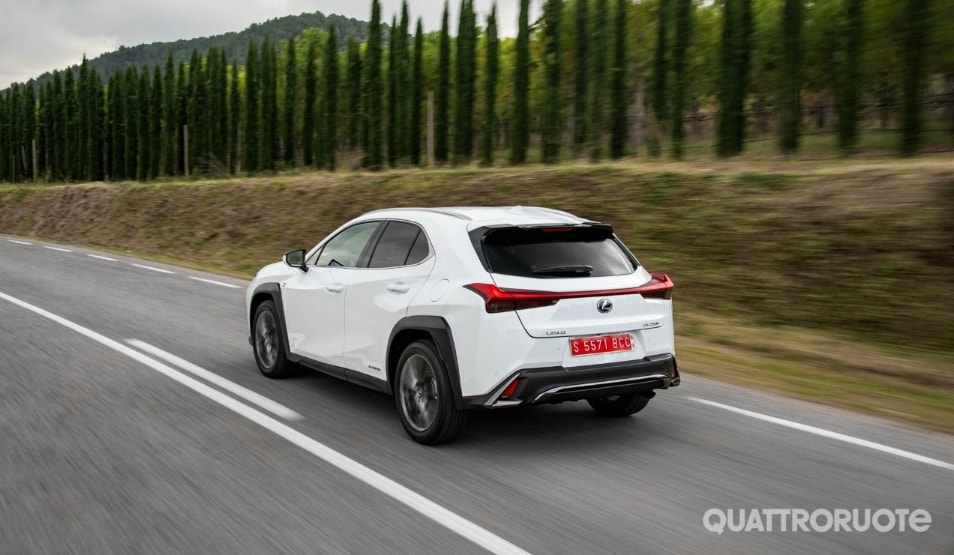 2019-Lexus-UX-36 2019-Lexus-UX-36