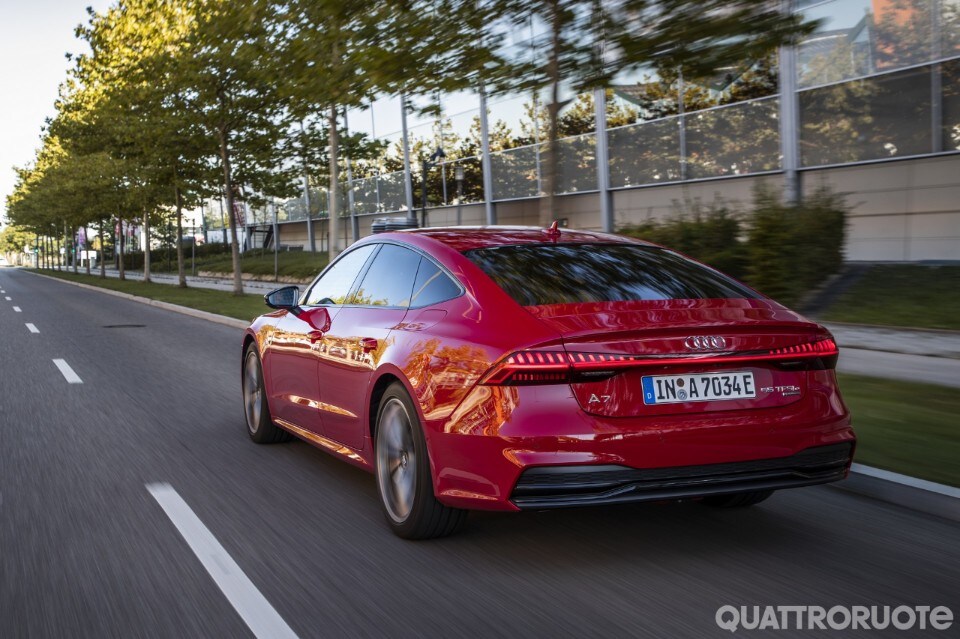 Audi A7 Sportback 55 TFSI e quattro Audi A7 Sportback 55 TFSI e quattro