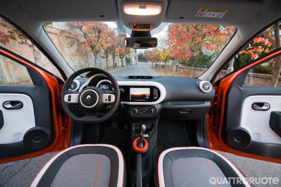 2020-Renault-Twingo-Electric-19 2020-Renault-Twingo-Electric-19