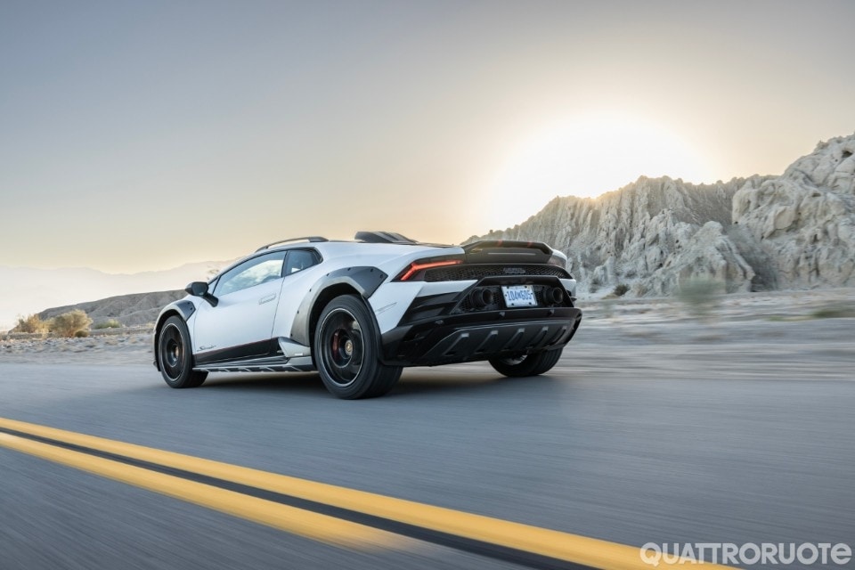 Huracán Sterrato, la supersportiva che non ti aspetti - VIDEO