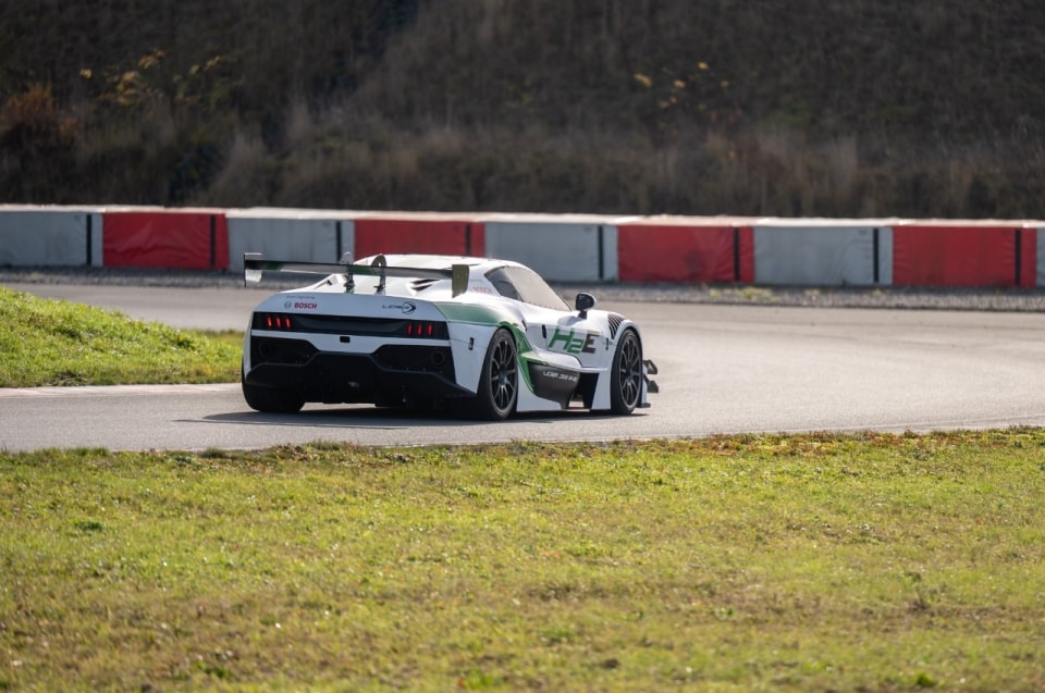 Abbiamo guidato il V6 Nettuno della Maserati... a idrogeno