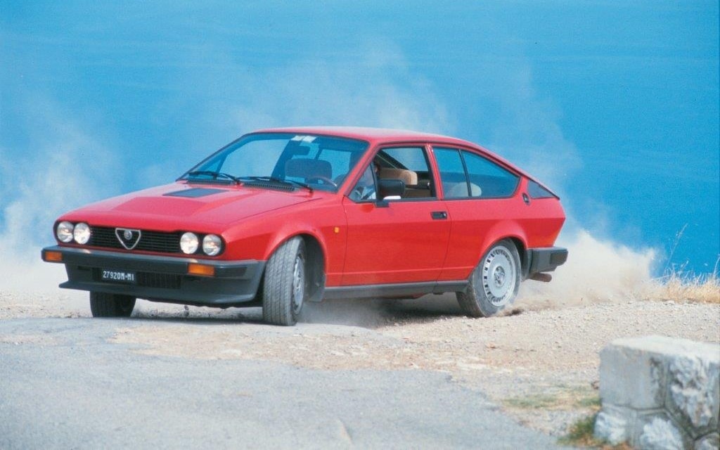 La prova dell'Alfa Romeo GTV 6 per Quattroruote