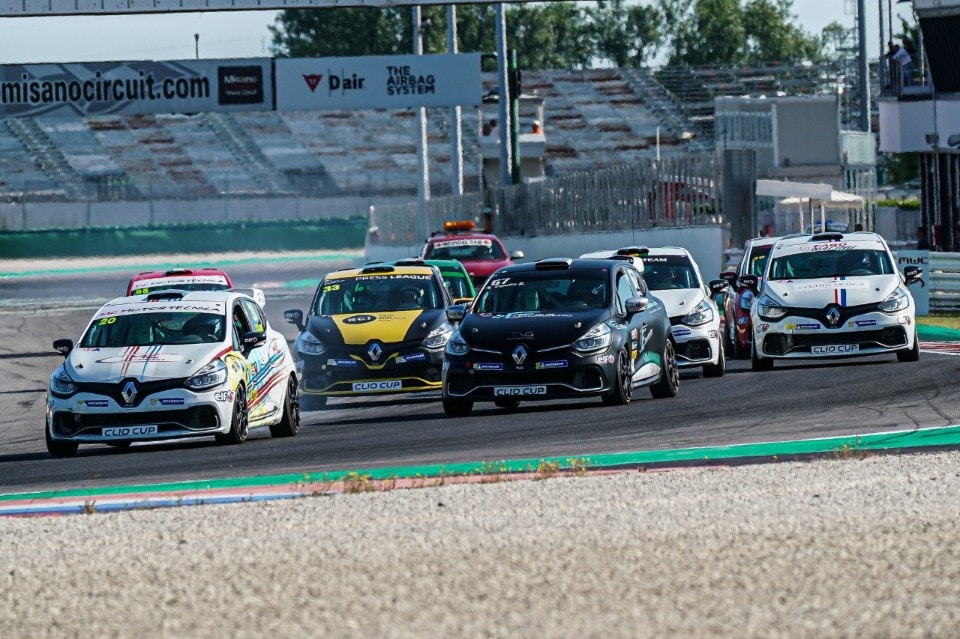 Clio Cup Italia: Jelmini diventa campione