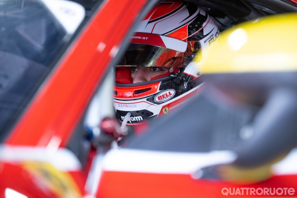 2022-Ferrari-piloti-Pier-Guidi-e-Fuoco-04 2022-Ferrari-piloti-Pier-Guidi-e-Fuoco-04
