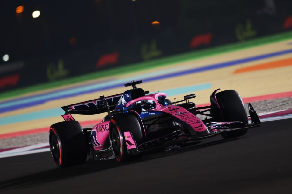 Verstappen vince e tiene aperto il Mondiale