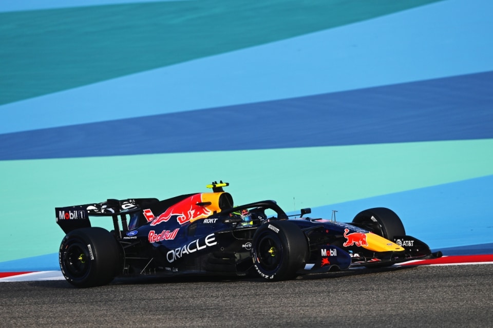 Ferrari in testa con Leclerc nel secondo giorno di prove