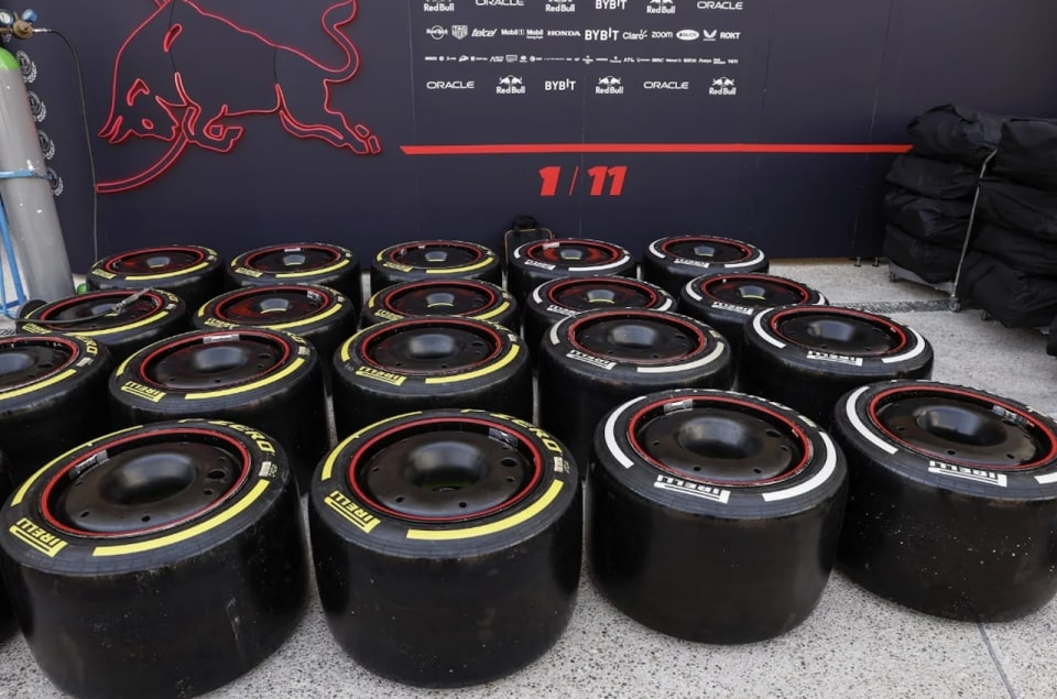 Pneumatici, Pirelli punta a restare fornitore unico fino al 2028