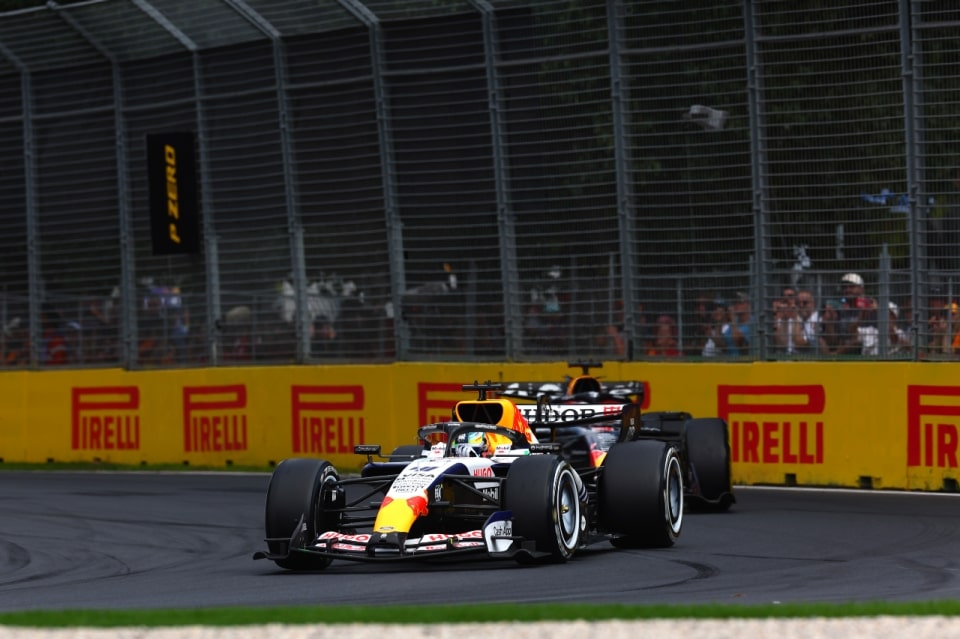 Doppietta Mercedes, Ferrari terza con Leclerc