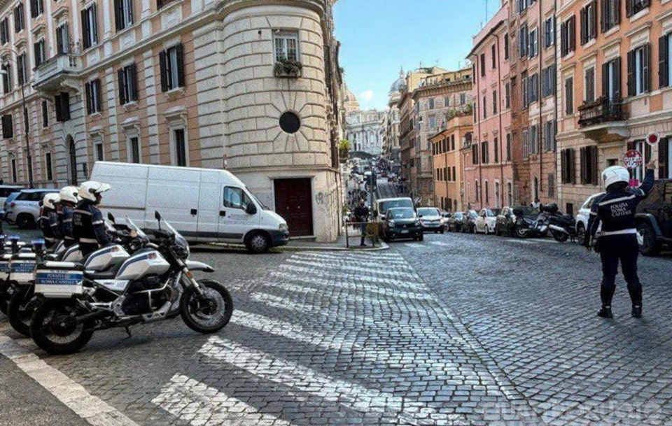 Stangata sulle auto elettriche: entrare nelle Ztl costerà 1.000 euro all’anno