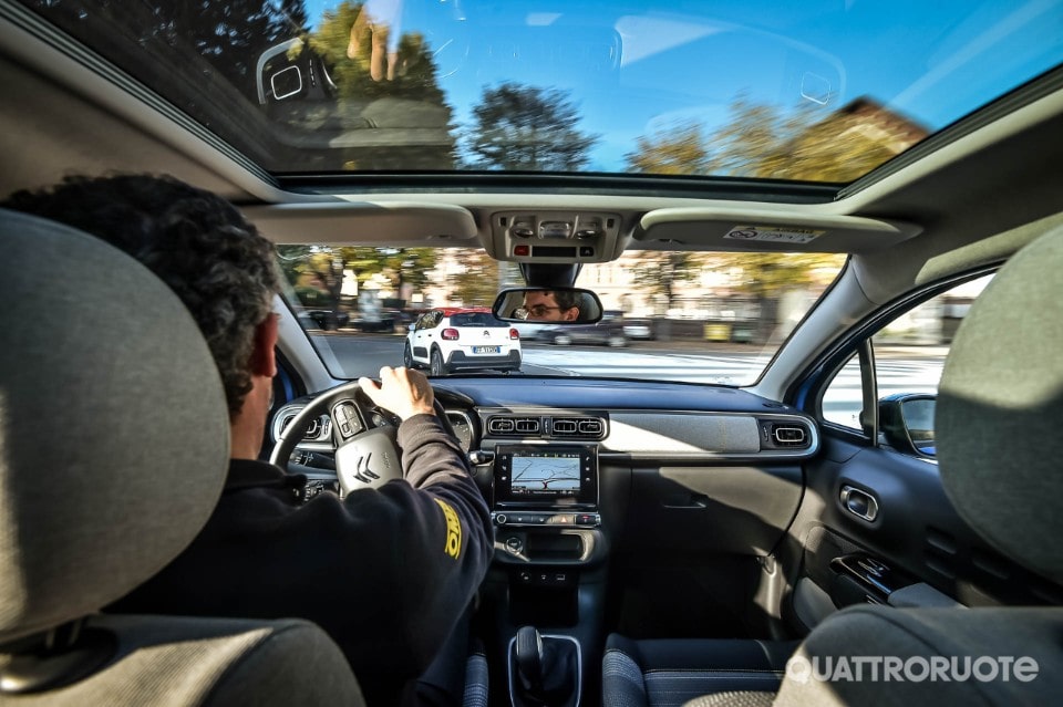 La prova delle 1.2 PureTech e 1.6 BlueHDi S&S Shine