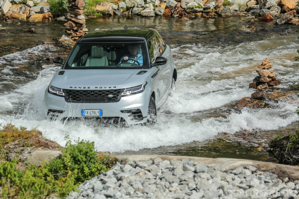 La prova della D240 R-Dynamic HSE - VIDEO