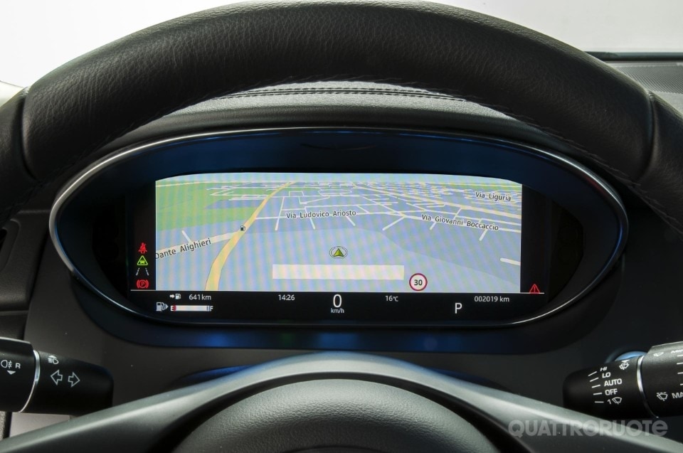 La prova su strada della 2.0D 240 CV HSE