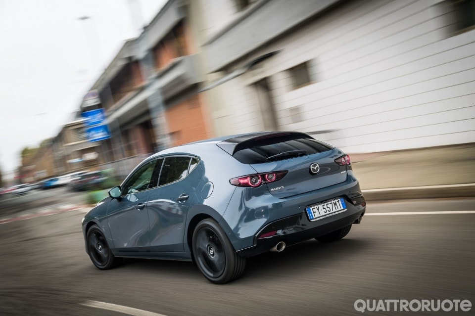 La prova della 2.0L Skyactiv-X M Hybrid - VIDEO