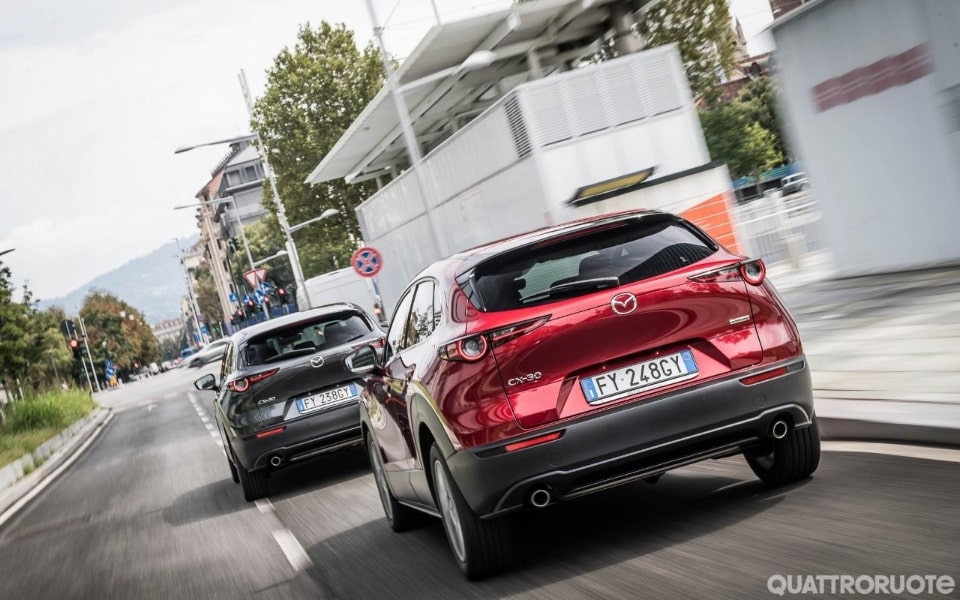 La prova delle 1.8 Skyactiv-D e 2.0 Skyactiv-G M-Hybrid - VIDEO