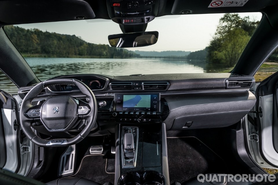 La prova della BlueHDi 180 Eat8 GT Line - VIDEO