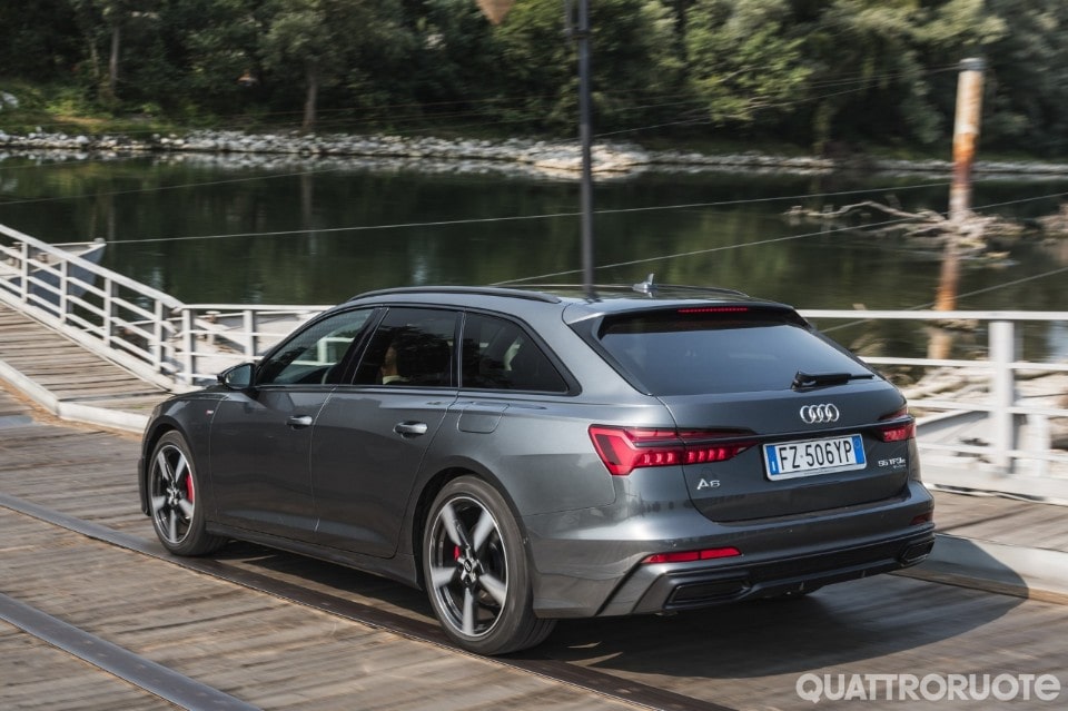 A6 55 TFSI e, familiare con la spina