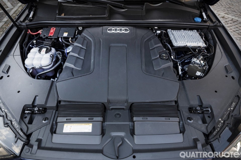 Q7 50 TDI, lusso a sette posti