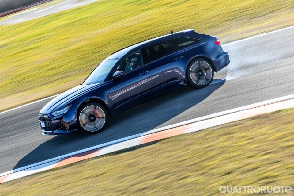 RS 6 Avant, sportività formato famiglia