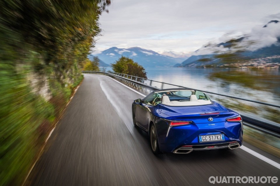 Lexus LC, rinuncia all'ibrido e punta sul V8