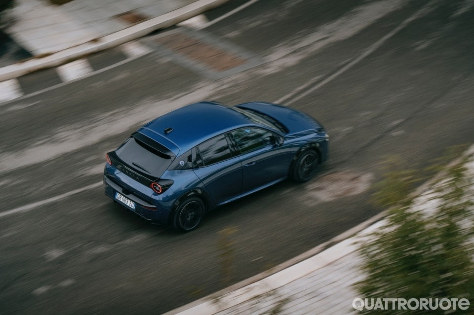 Con l'ibrido si viaggia a 20 km/litro