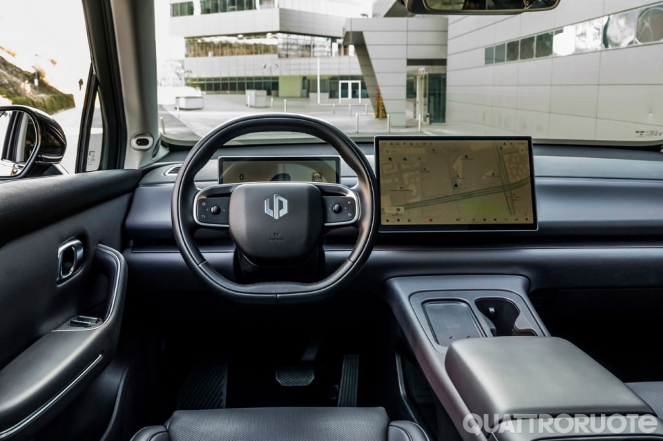 C10 Reev: autonomia record e costi sotto la lente