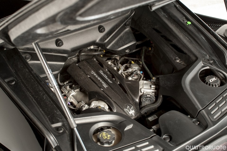 Un po' GT, un po' supercar - VIDEO