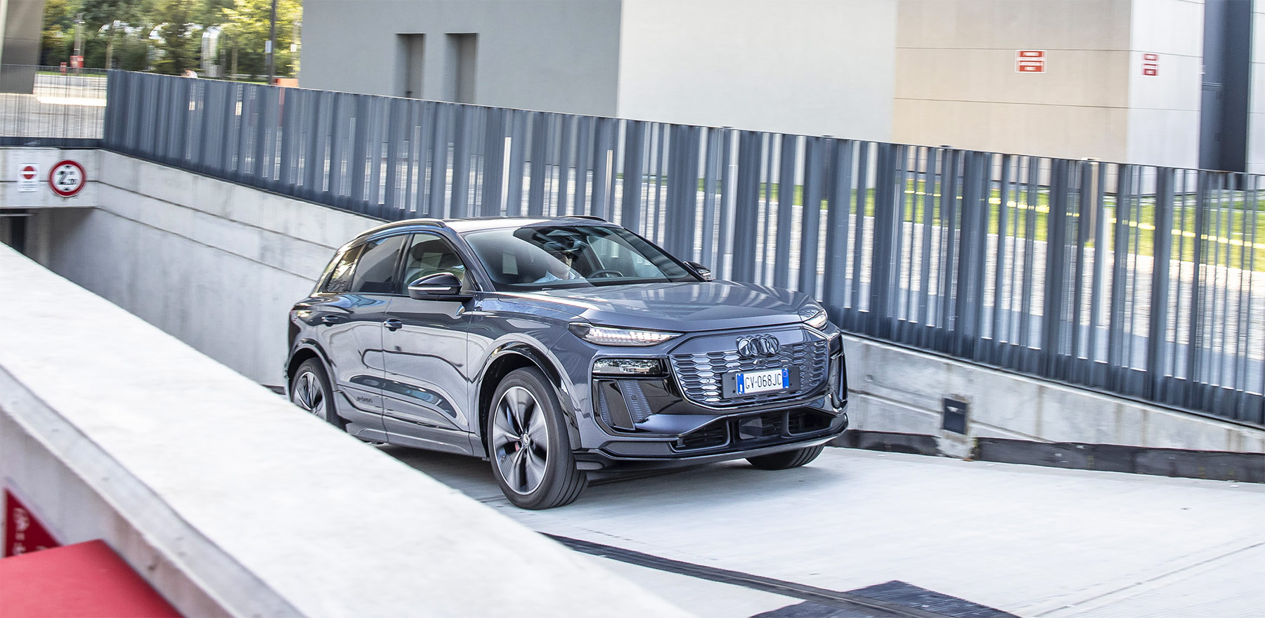 Audi Q6 e-tron Audi Q6 e-tron