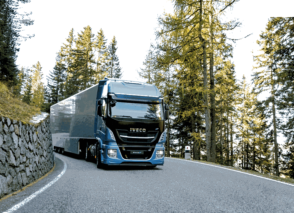 Test camion a gas: il trio metano