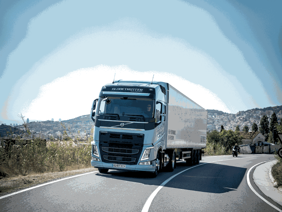 Test camion a gas: il trio metano