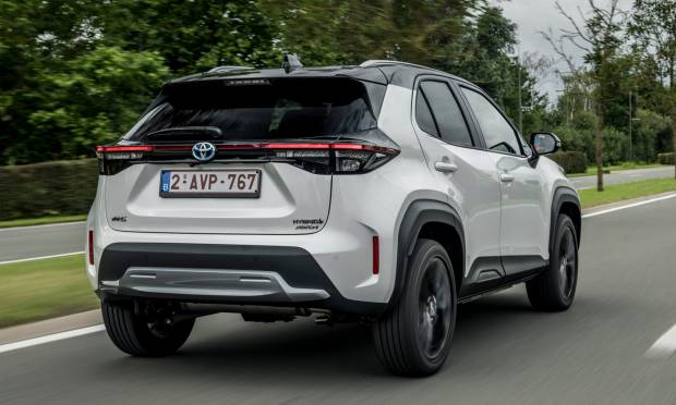 Toyota Yaris Cross Hybrid: prezzo, dimensioni, interni | Quattroruote.it