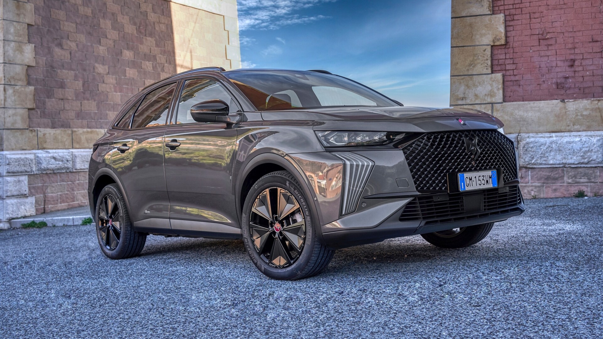 DS7 E-Tense: la nostra guida all'acquisto | Quattroruote.it