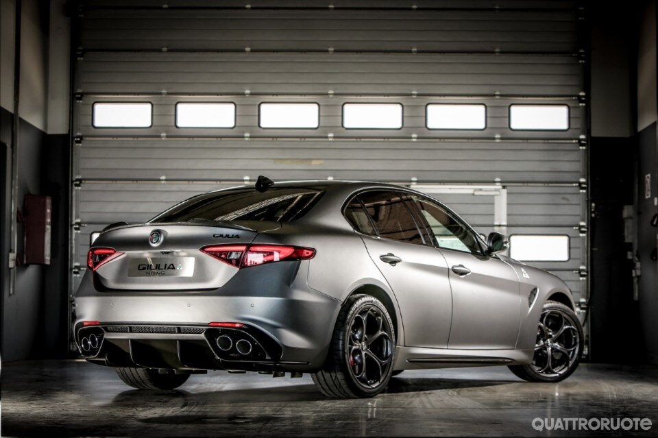 Alfa Romeo Giulia E Stelvio Nring Scendono In Pista